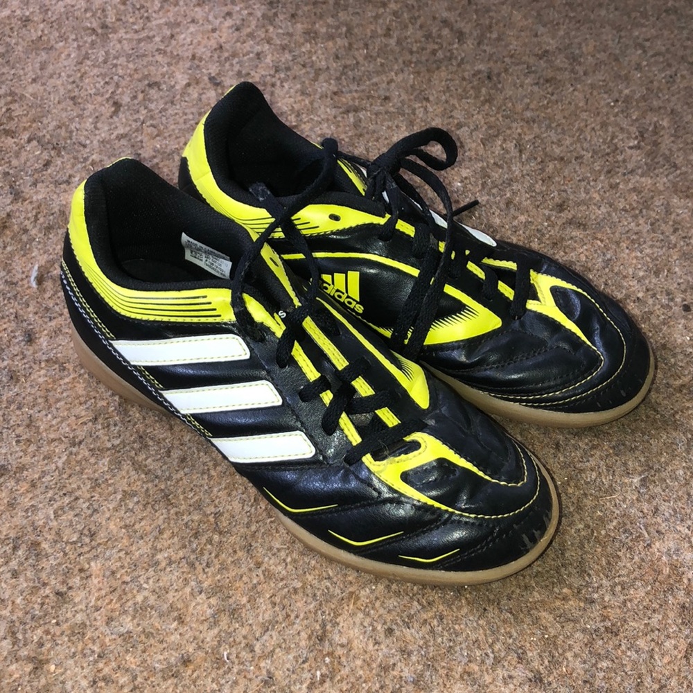 Adidas indoor soccer shoes